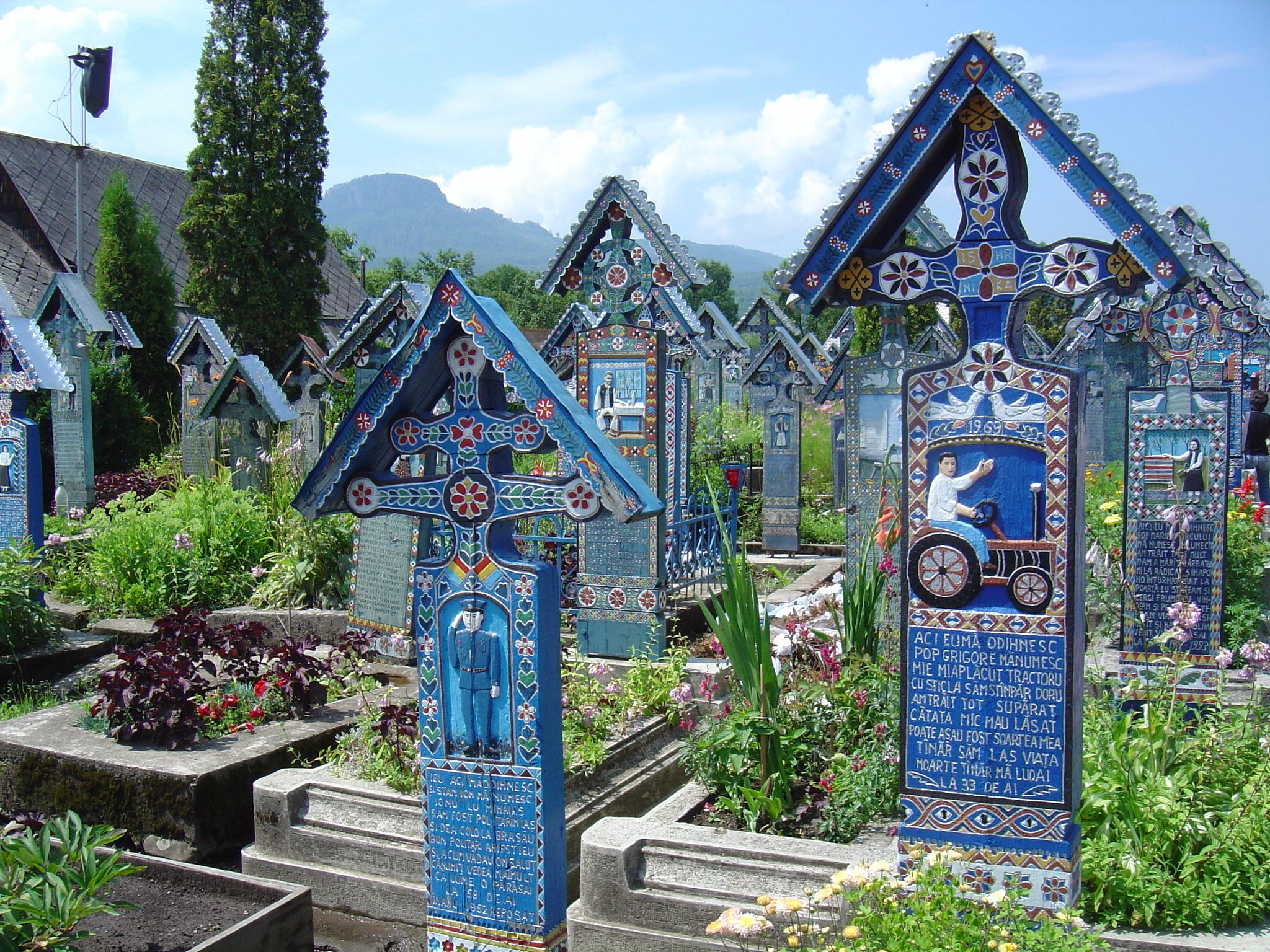 Visiter Cimetière joyeux : préparez votre séjour et voyage Cimetière joyeux  | Routard.com