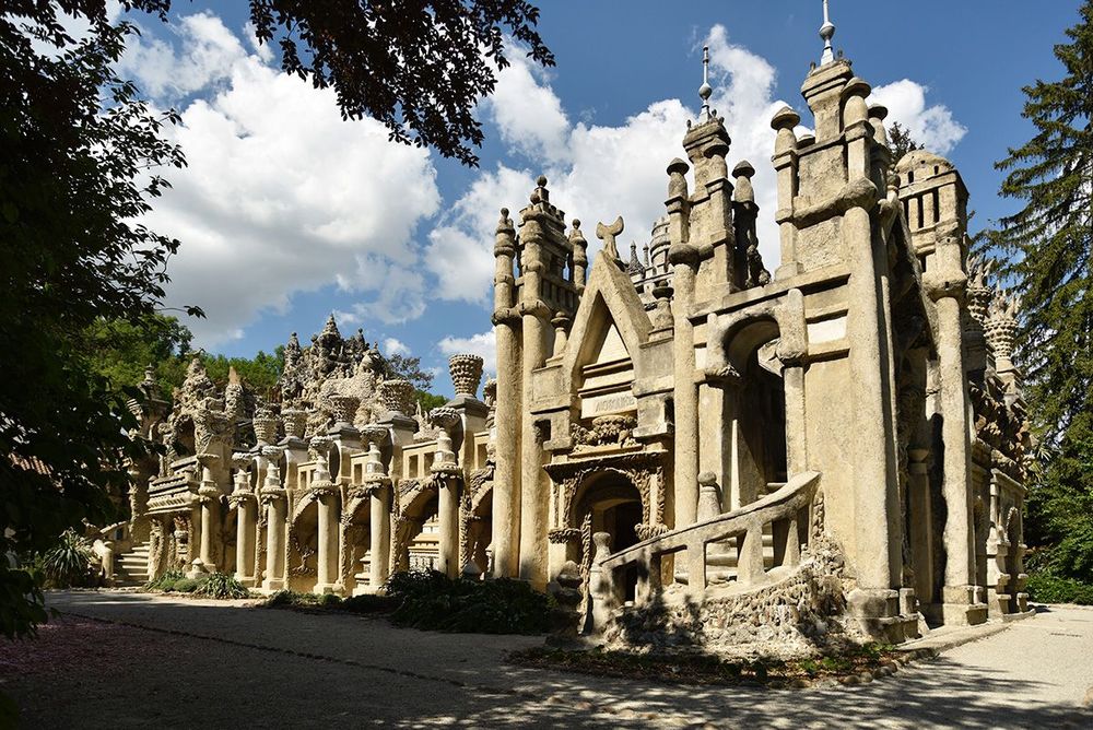 Palais idéal du Facteur Cheval