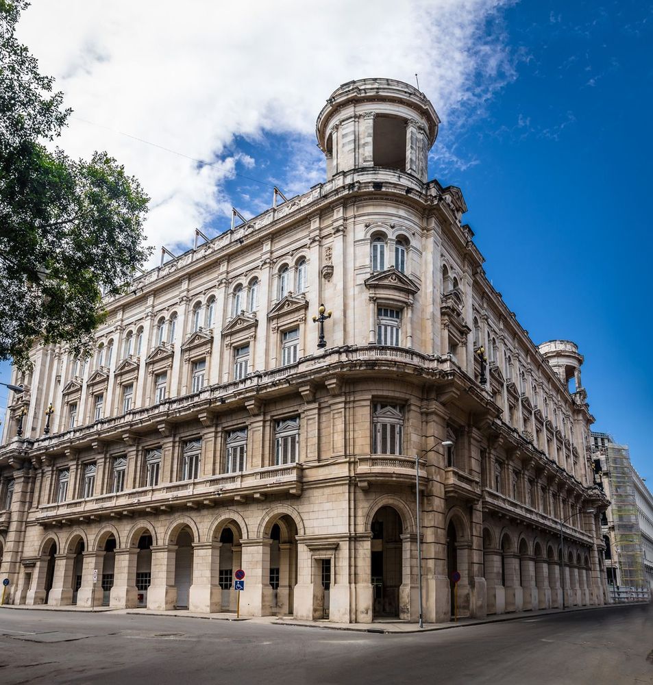 Cuba La Havane Museo de Bellas Artes