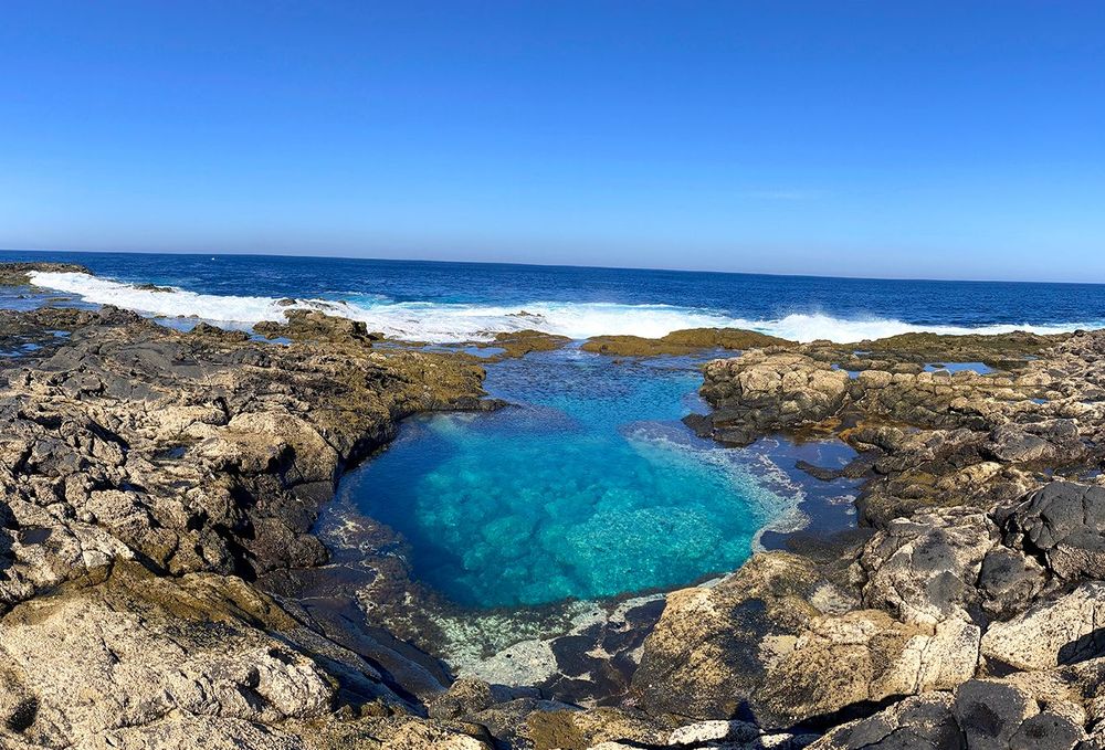 Los Charcones