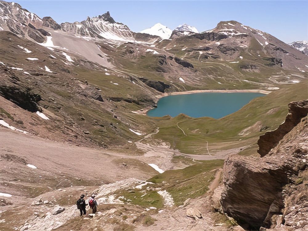 Visiter Lac de la Sassière : préparez votre séjour et voyage Lac de la