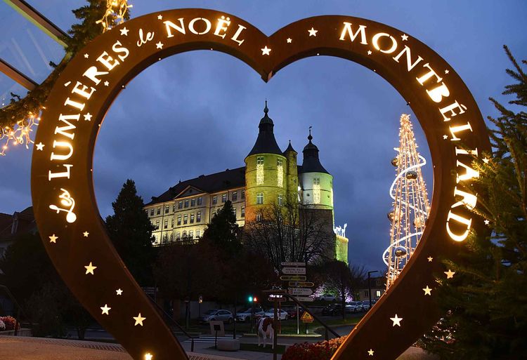 Lumières de Noël de Montbéliard : l'un des meilleurs marchés de Noël d'Europe