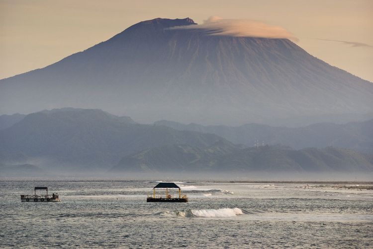 Mont Agung : guide obligatoire sous peine d'expulsion Bali Volcan Agung