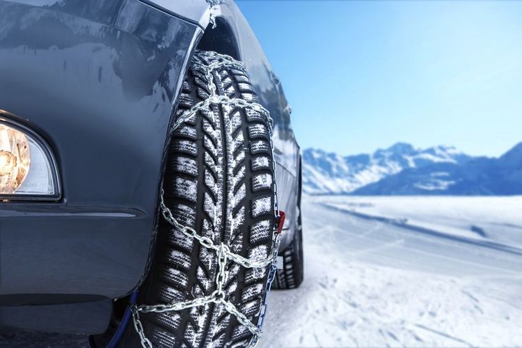 Voiture Neige Chaine