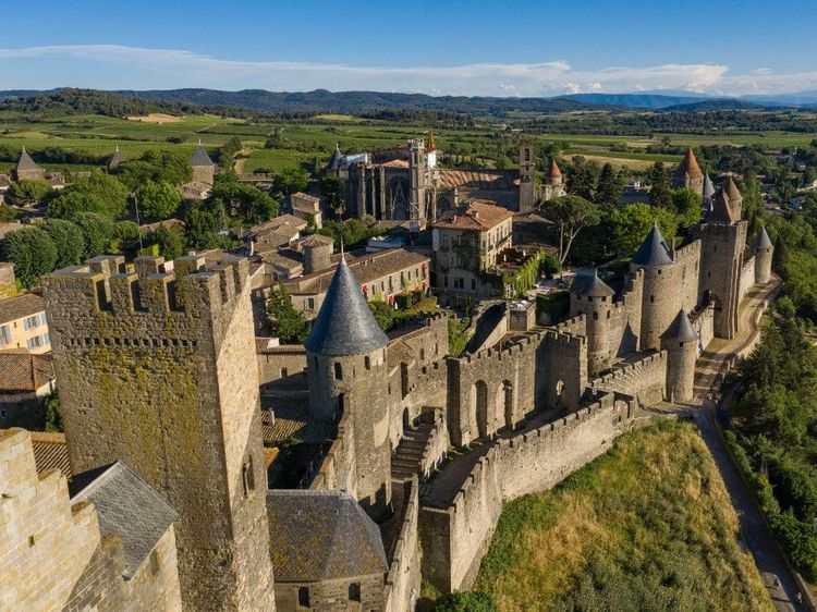 Cité de Carcassonne : le tour complet des remparts ouvert