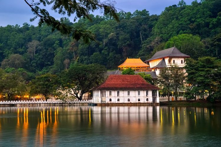 Sri Lanka Kandy Temple de la Dent de Bouddha