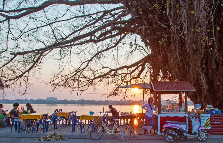 Laos du Sud, au pays du slow travel