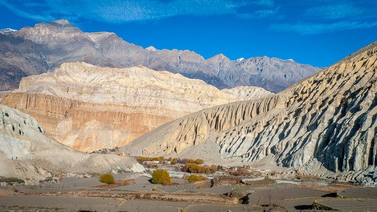 Népal Mustang Falaise de Chhusang