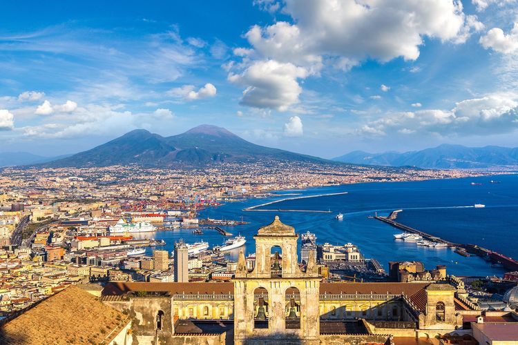 Naples et la Campanie par Loup-Maëlle Besançon