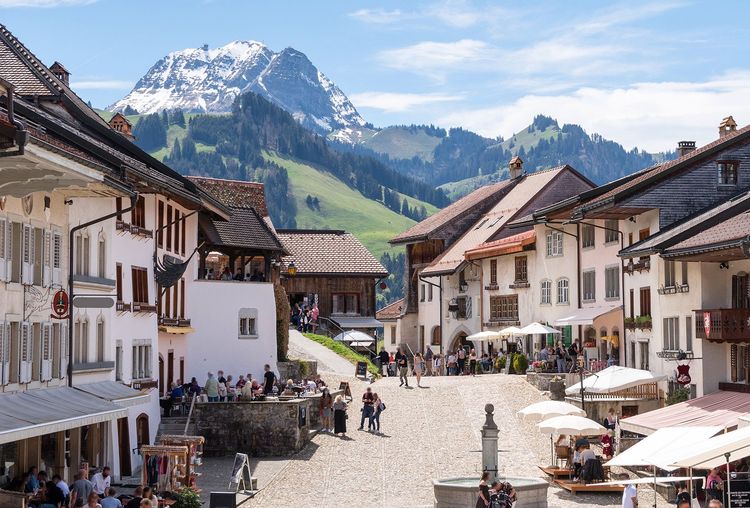 Suisse : Gruyères, voyage au pays du célèbre fromage