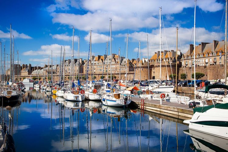 Saint-Malo et Dinard, élégantes Bretonnes