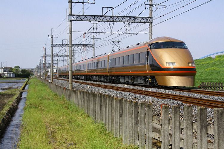 Le train Spacia de Tobu