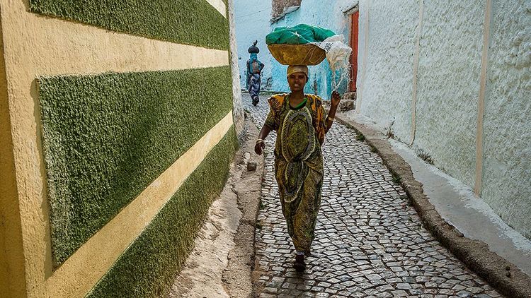 Déambulation dans les rues colorées de Hamer, Éthiopie