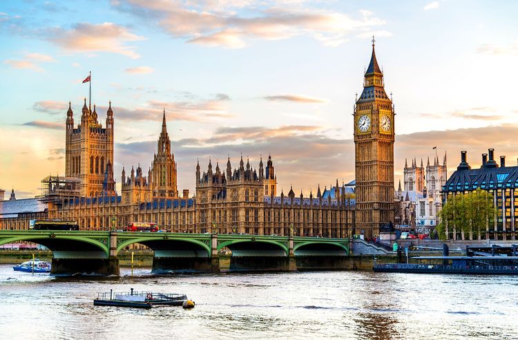 Royaume-Uni : l'autorisation électronique ETA devient pleinement obligatoire pour voyager Westminster