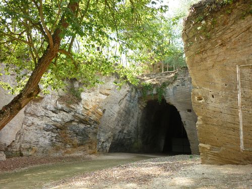 Doué-la-Fontaine