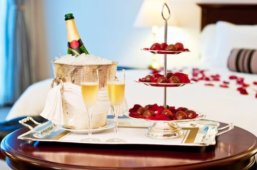 Hôtel Saint-Valentin Lit Champagne