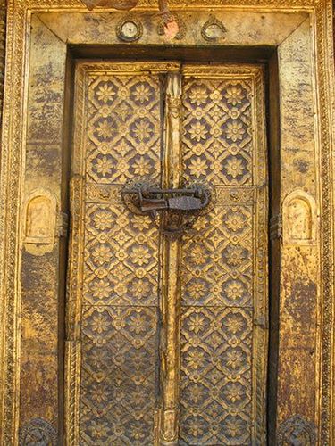 Népal Patan Porte d'or du Palais royal