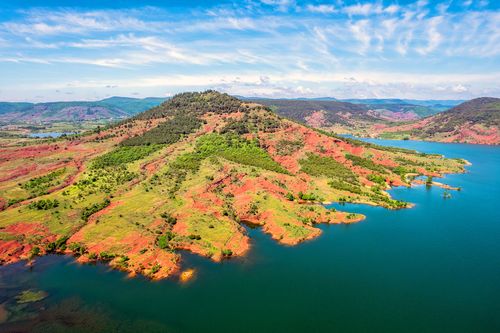 lac du Salagou