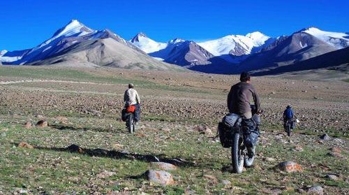Film Les oeuvres du Pamir