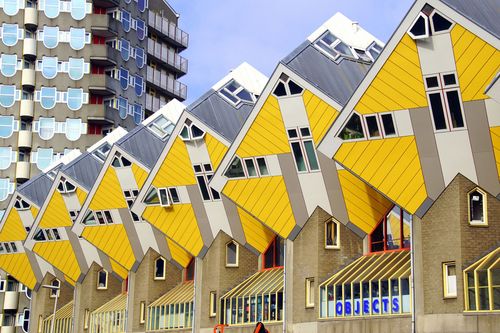 Maisons cubiques jaunes à Rotterdam - Pays-Bas