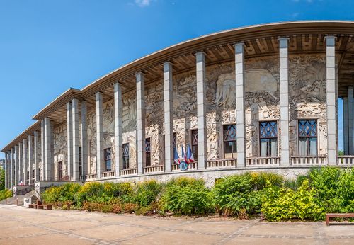 Palais de la Porte Dorée