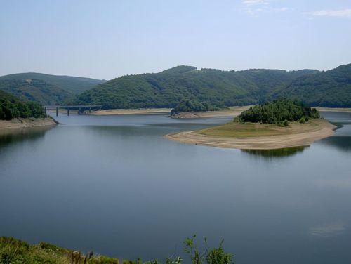 Lac de Garabit Lac de Garabit