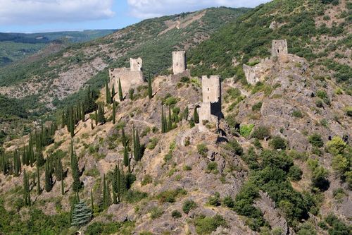 Châteaux Lastours