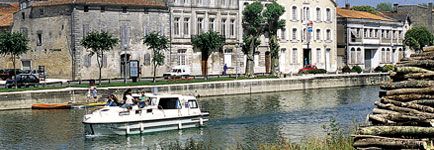 La Charente, au fil de l'eau