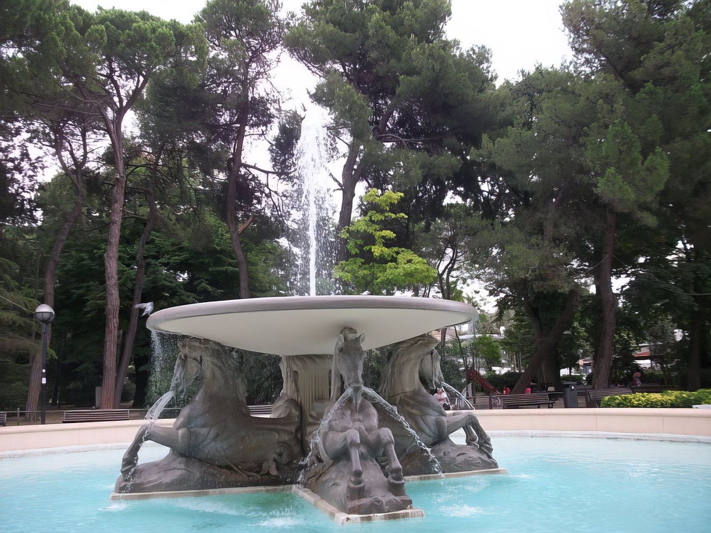 Rimini fontaine des 4 chevaux