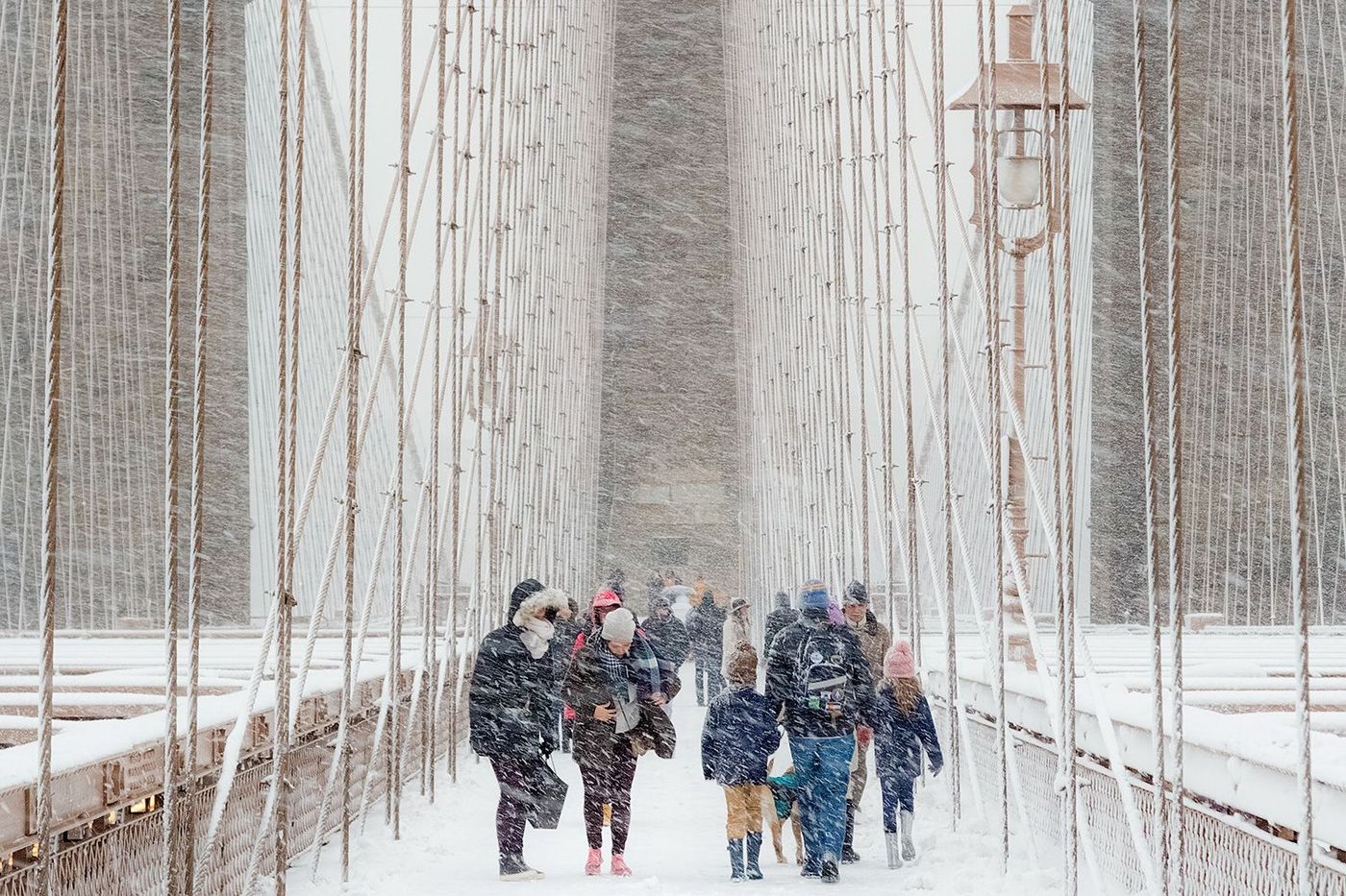 Blizzard New York Brooklyn Bridge