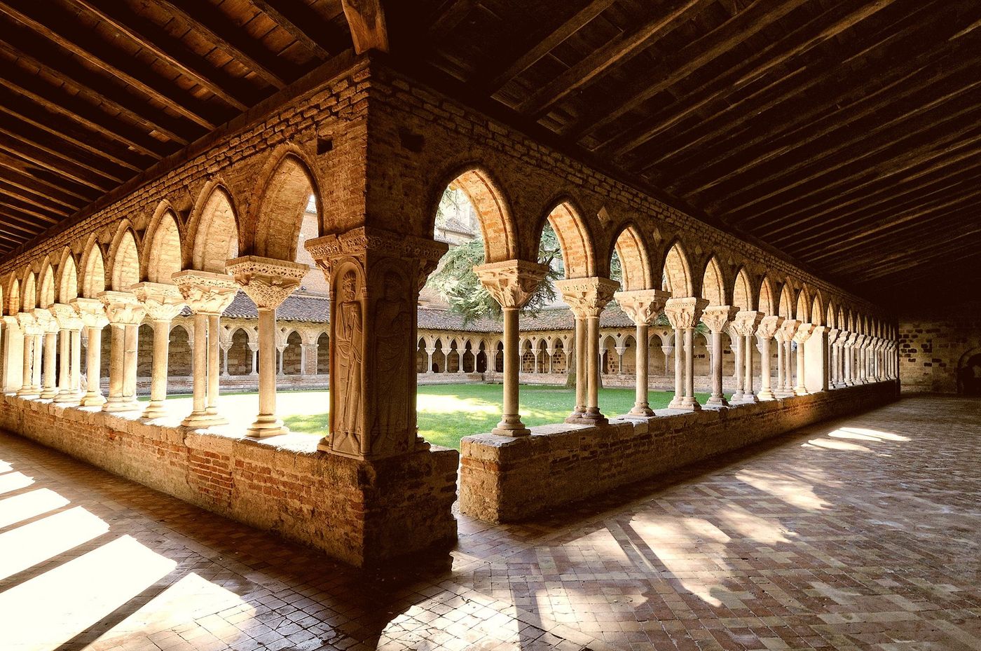 Abbaye Saint-Pierre - cloître roman - Moissac