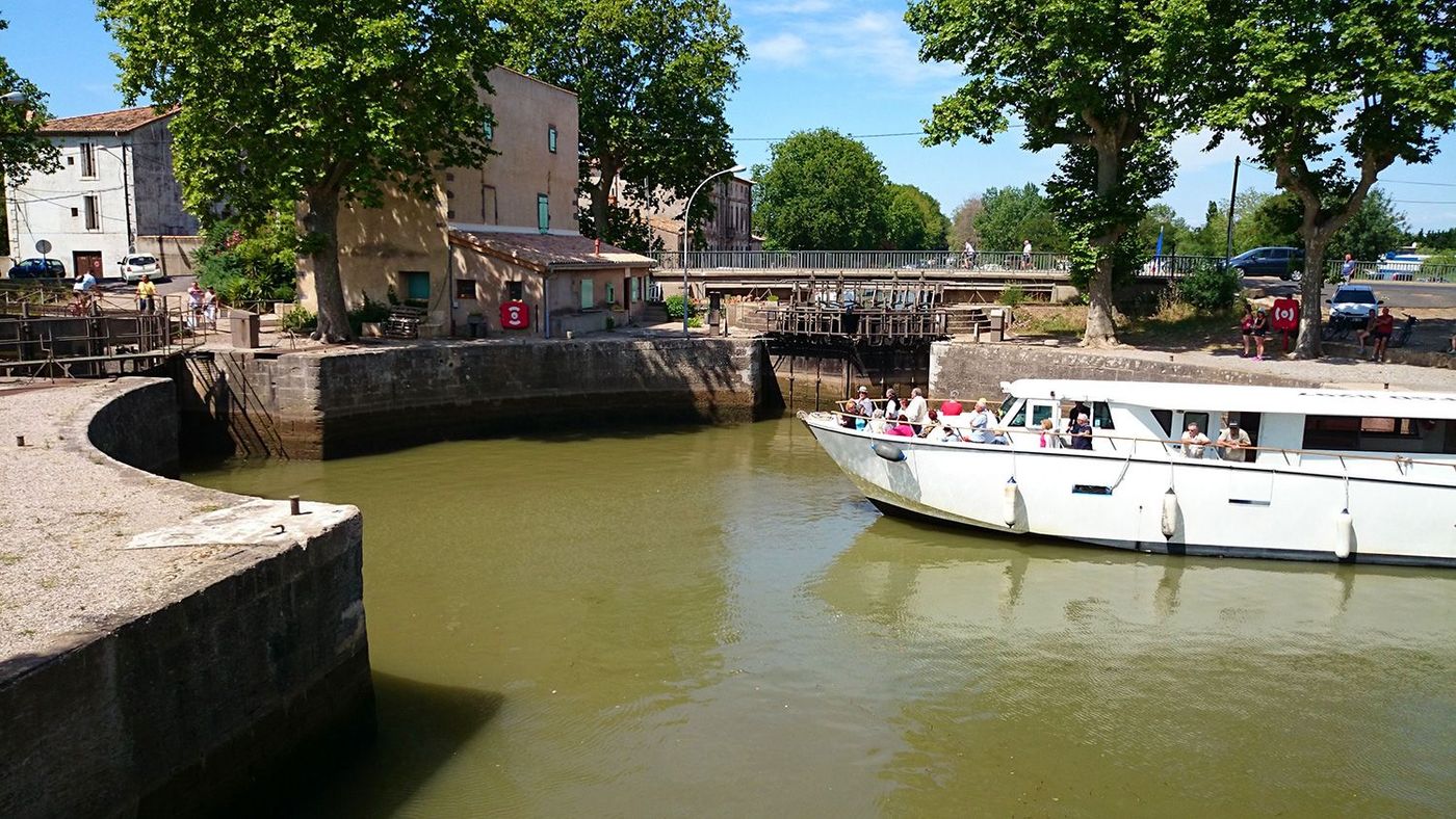 France Hérault Canal du Midi Ecluse ronde Agde