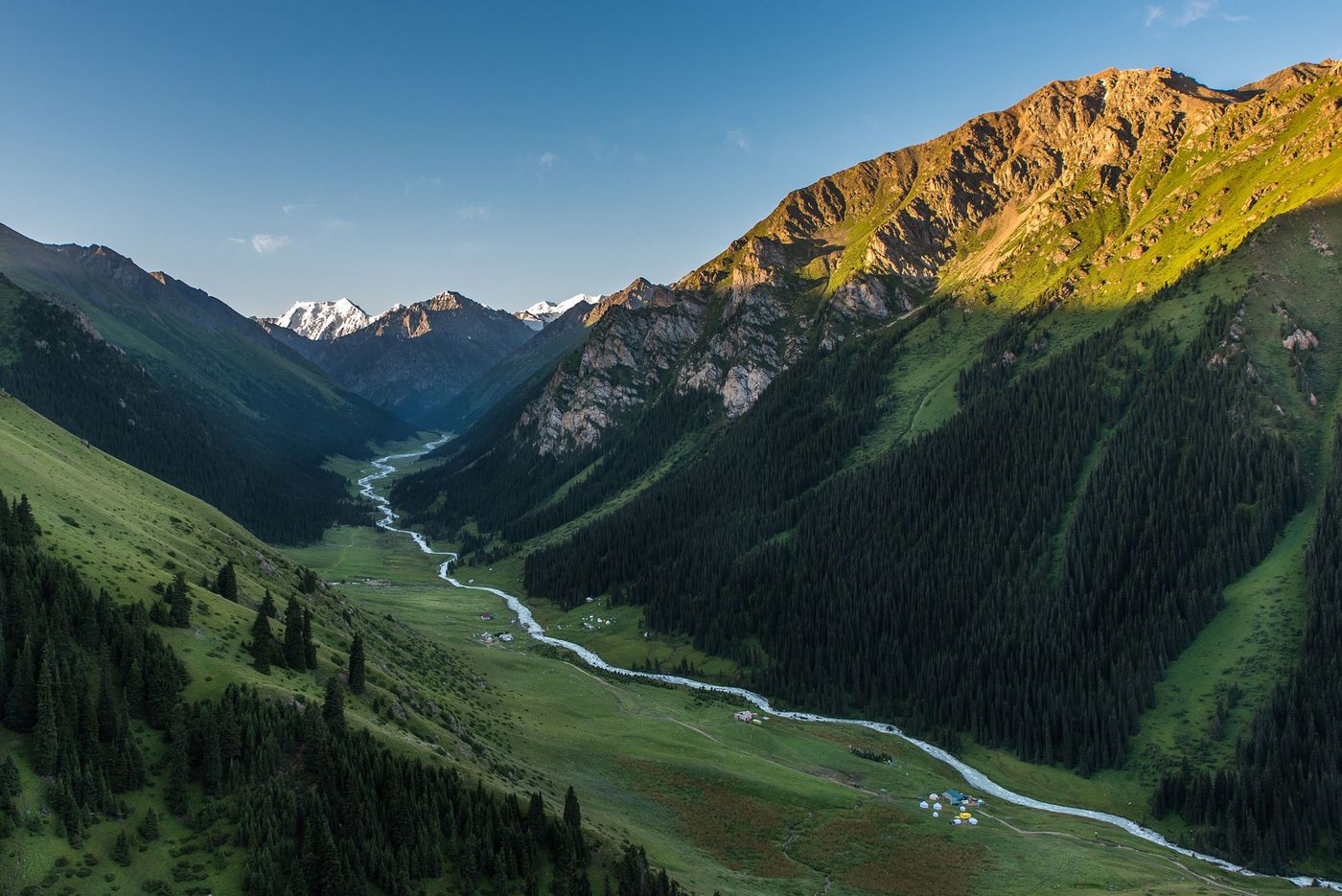 Kirghizistan Vallée Altyn Arashan