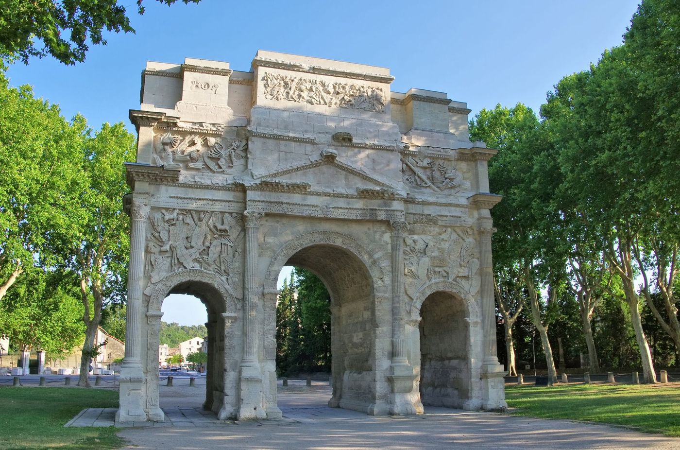 Arc de Triomphe Orange France