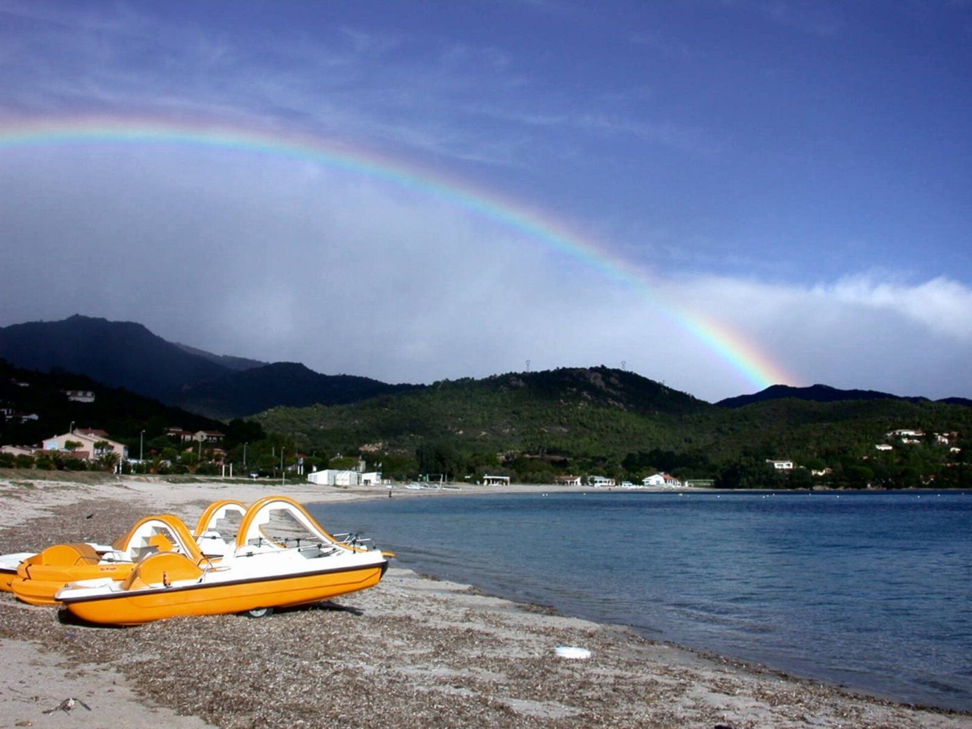 Arc-en-ciel à Favona