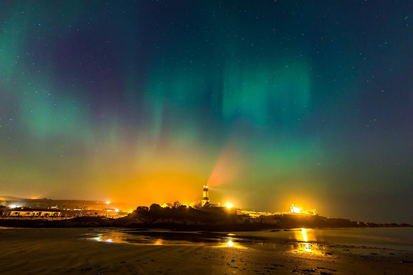 Shrove Lighthouse on Insihowen Peninsula