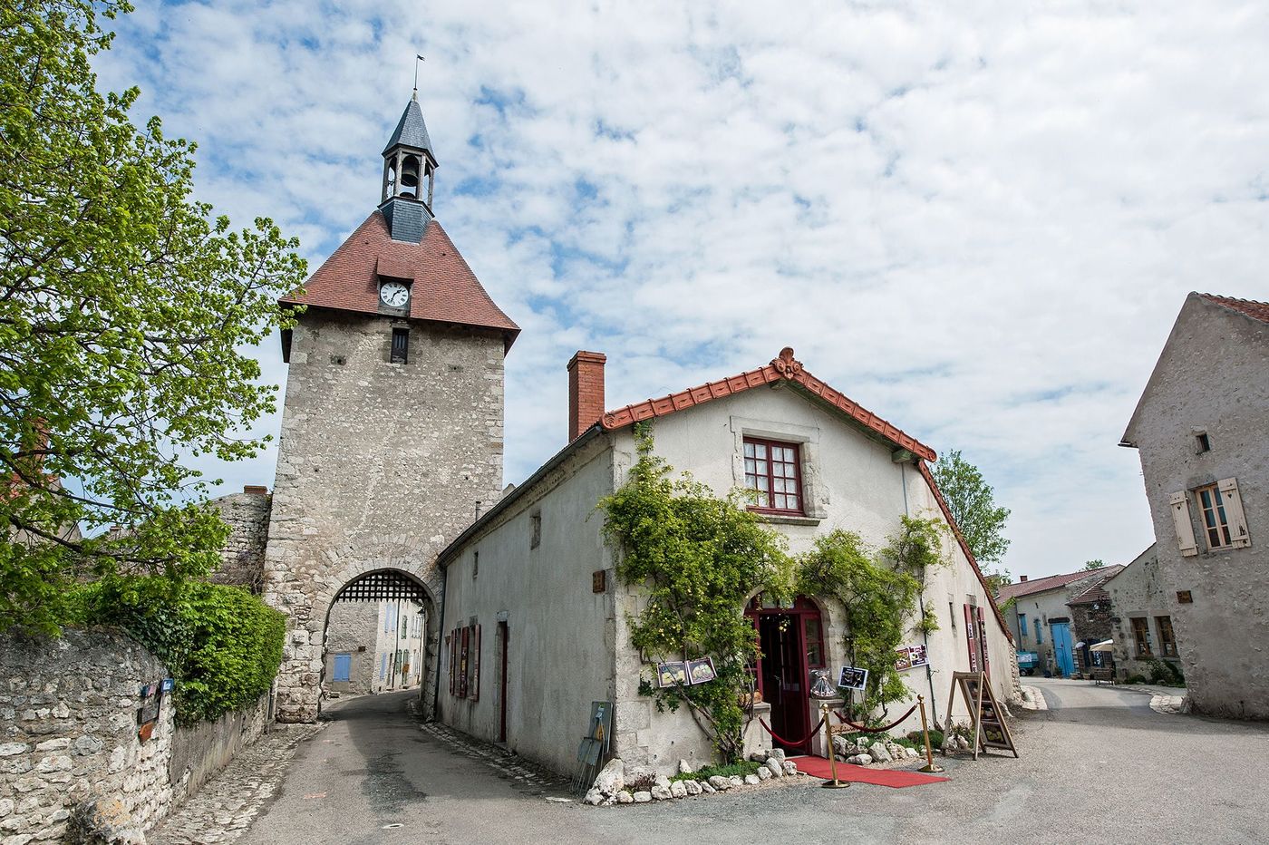 Auvergne Charroux