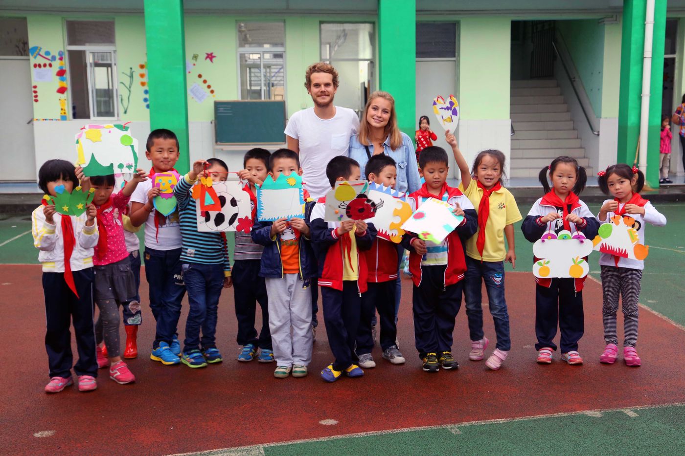 Avec les enfants de l’école Wen He, à Shanghai, en Chine.