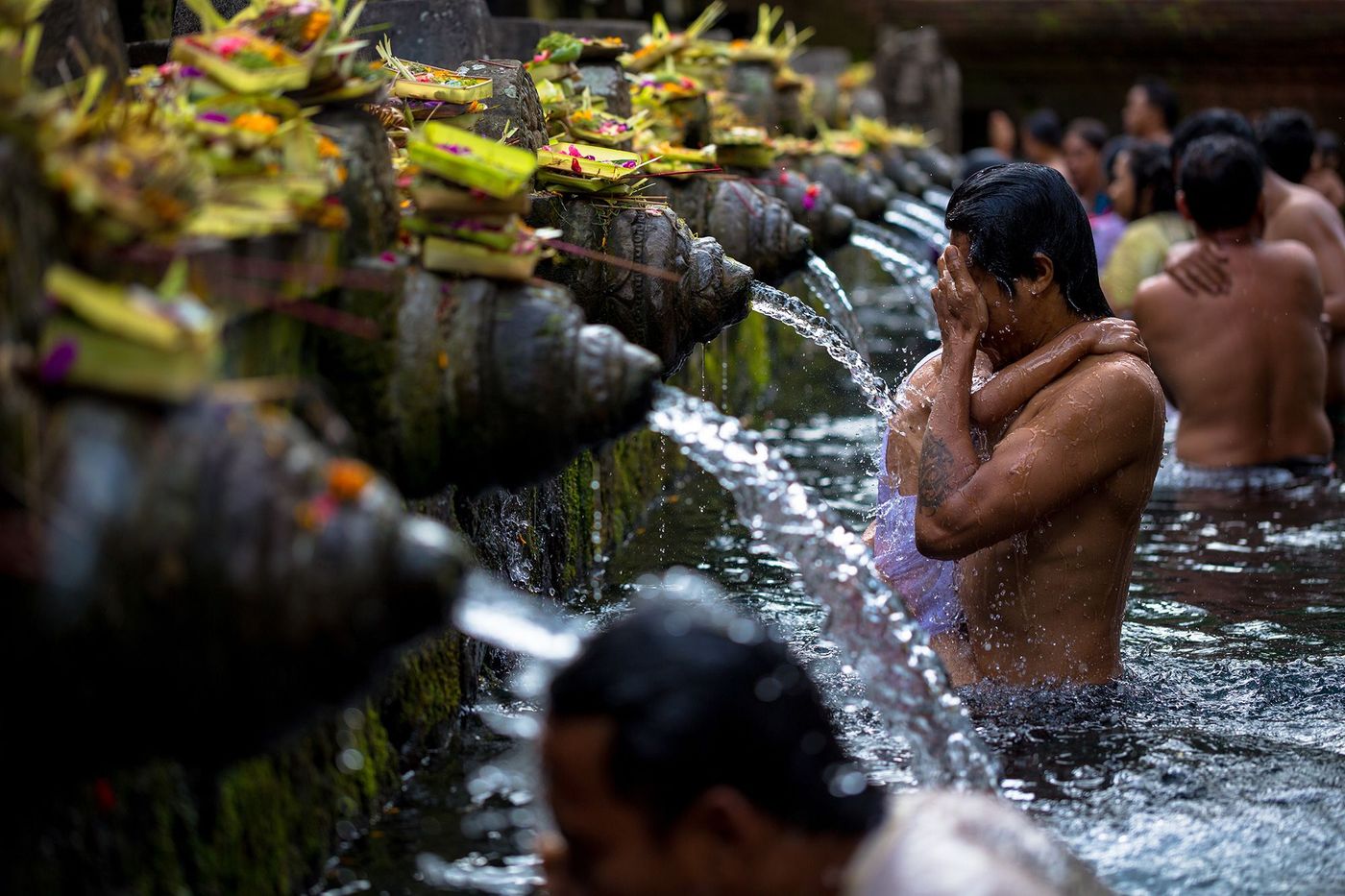 Bali Ablutions au temple de Tirta Empul
