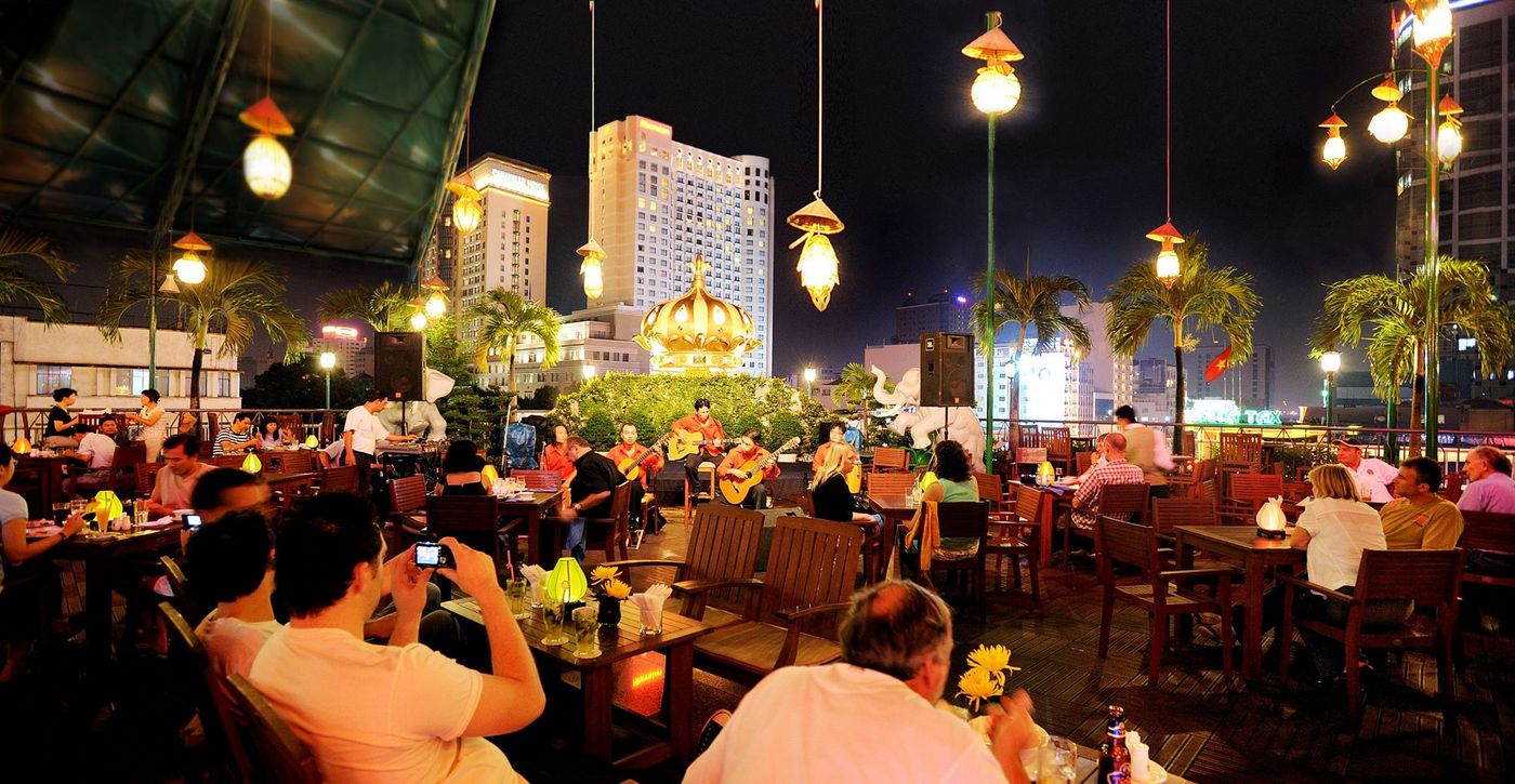 bar rex hotel ho chi minh