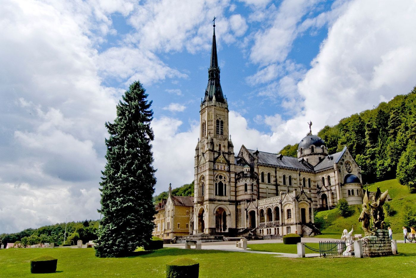 Basilique Sainte-Jeanne d’Arc - Domrémy-la-Pucelle