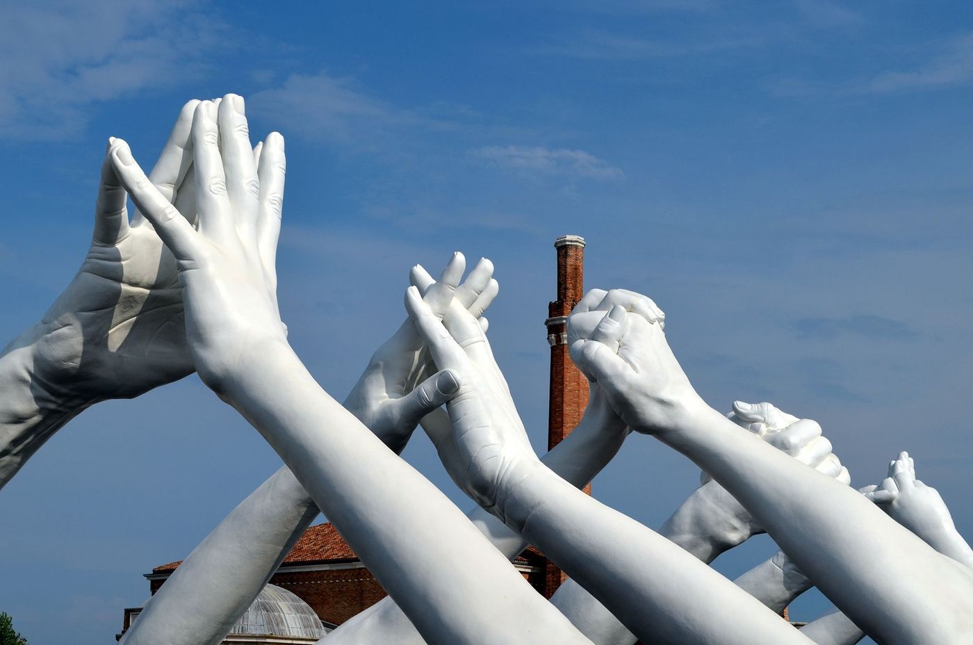 Biennale - Building Bridges