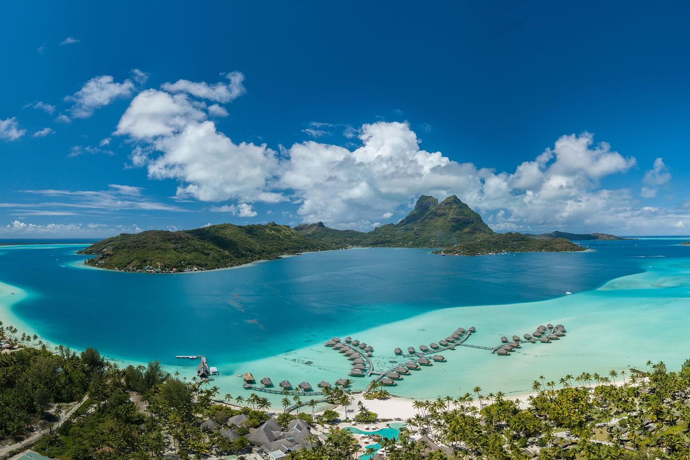 Lagon et montagne Otemanu à Bora Bora