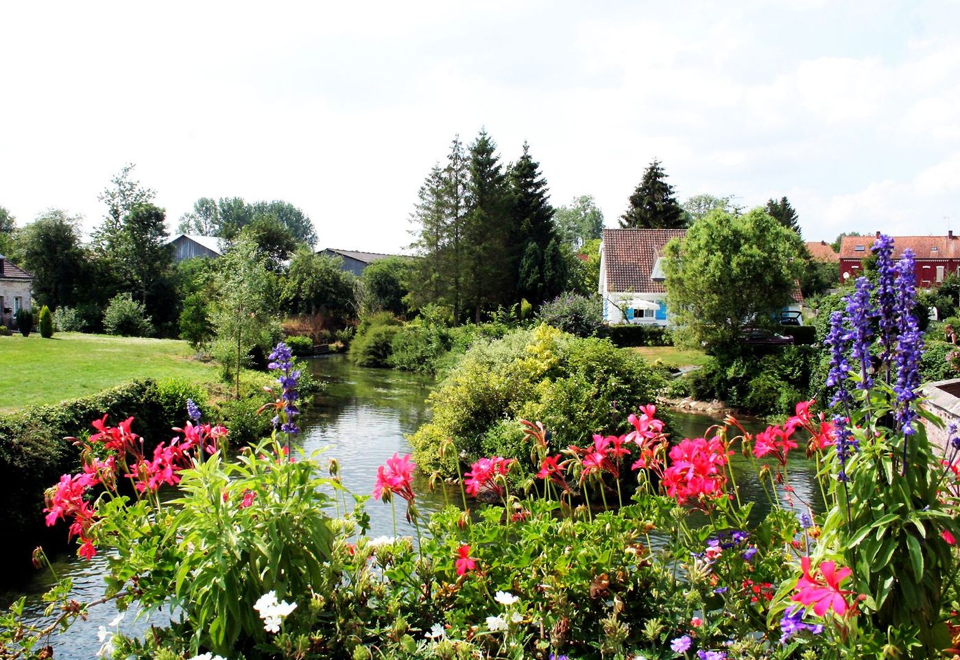 Boubers Fleurs Village