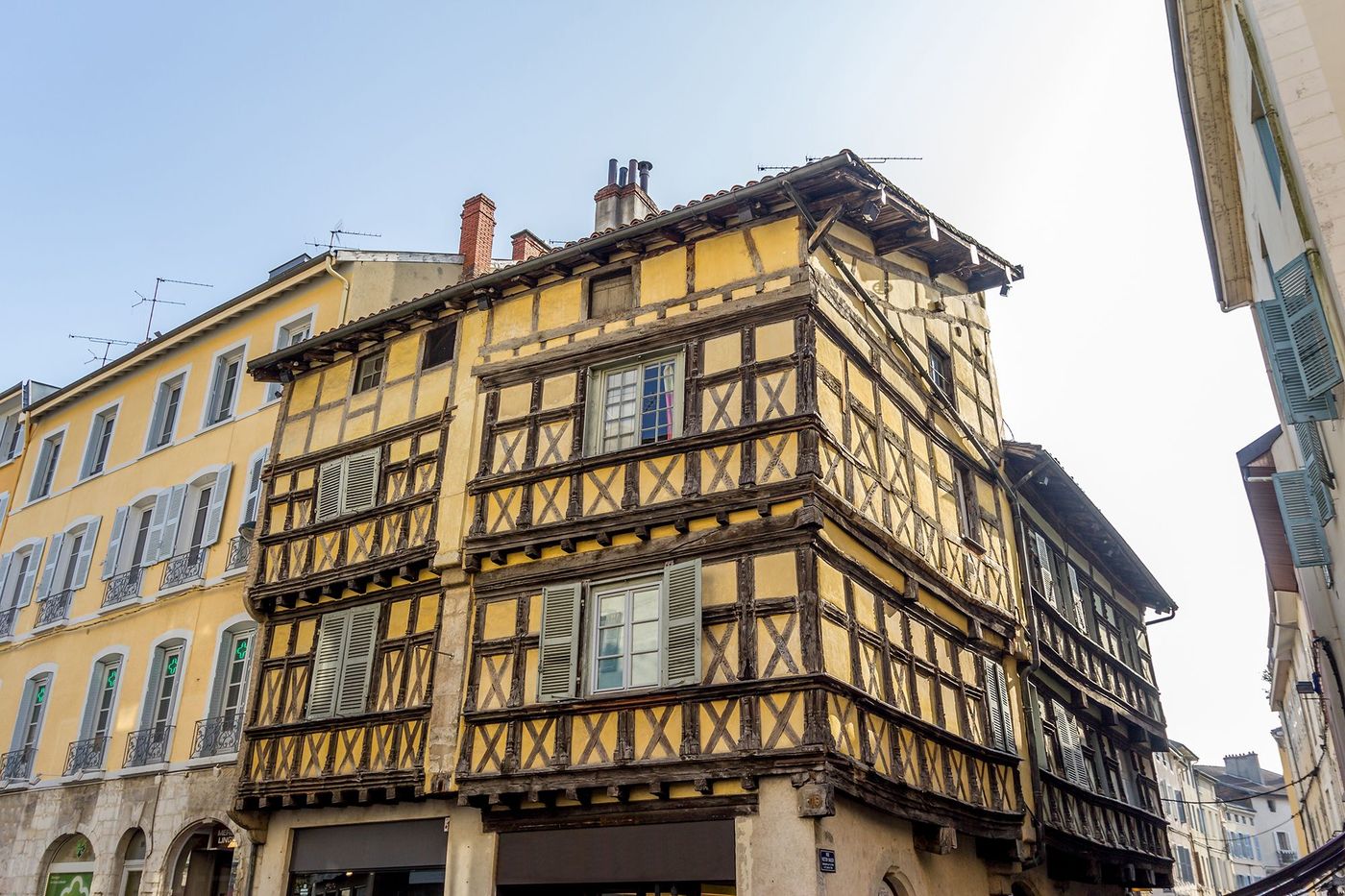 Bourg-en-Bresse - maisons médiévales à pans de bois