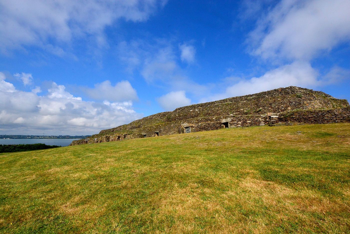 Bretagne Grand cairn de Barnenez