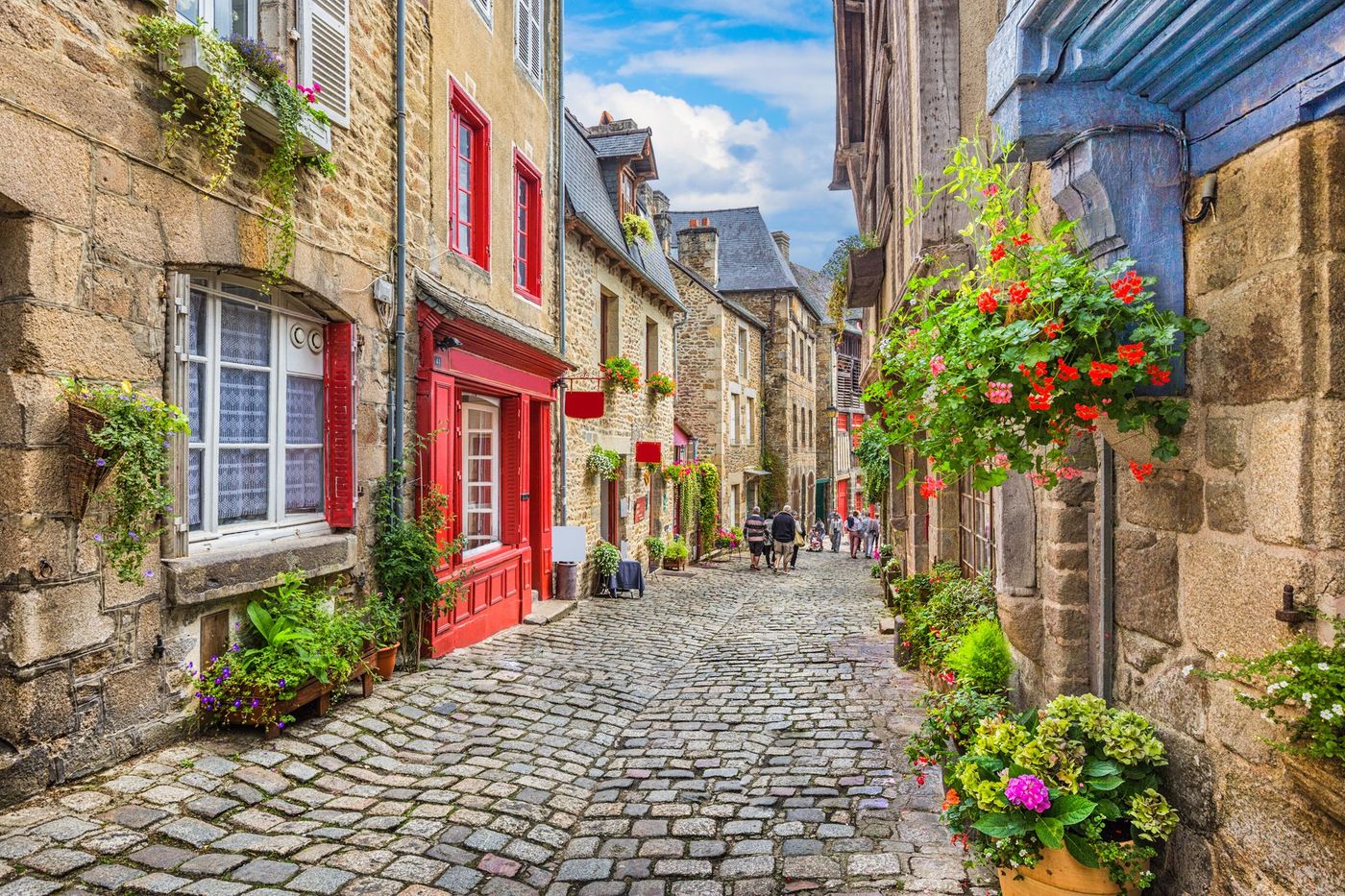 Bretagne fleurs ruelle