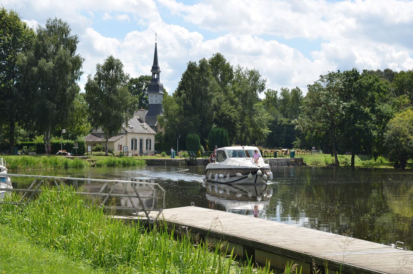 Bretagne Canal de Nantes à Brest Montertelot