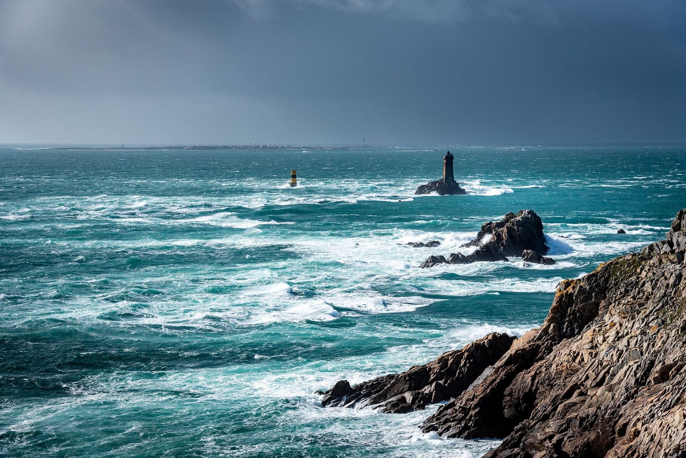 Bretagne Phare de la Vieille et Ile de Sein