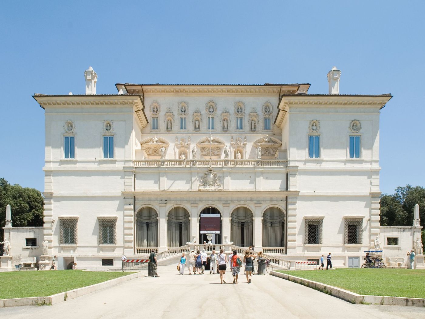 Broghese Musee Rome
